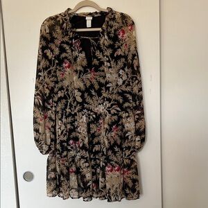 H& M Black Floral Tiered Long Sleeve Dress